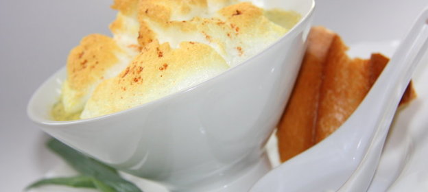 Капучино-суп (запеченный) с луком-шалот и цукини