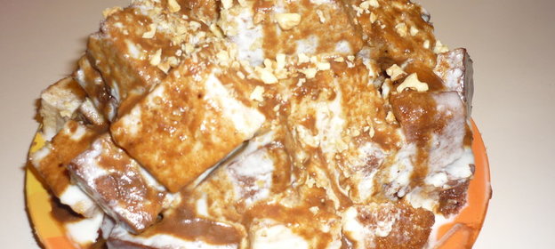 Чесночная пицца с моцареллой