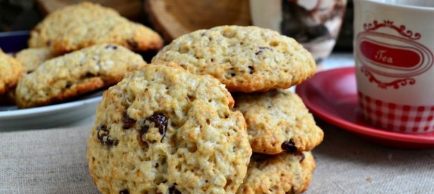 Овсяное печенье с изюмом