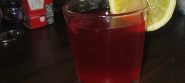 Морской окунь, отваренный в молоке