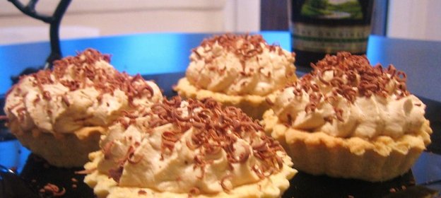 Имбирные корзиночки с кофейным кремом