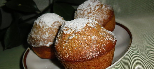 Кексы из ирисок с орехами