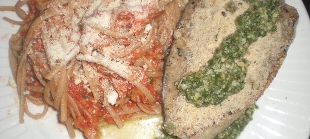 Спагетти с яблочно-томатным соусом