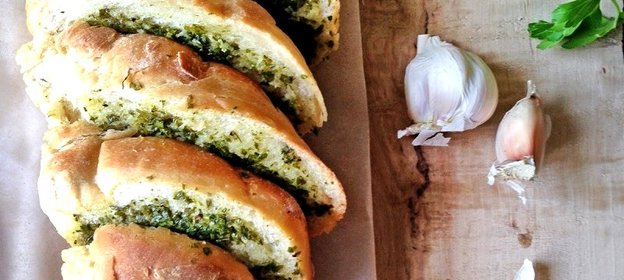 Багет с чесночным маслом