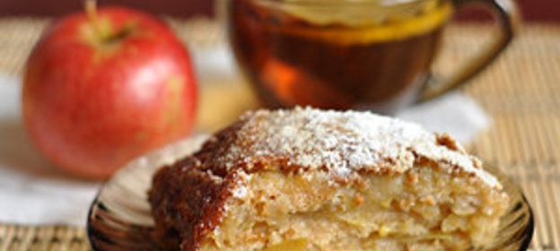 Яблочный кекс