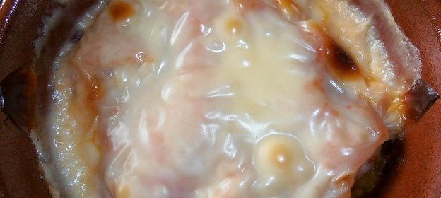 Запеканка из лука-порея под сыром