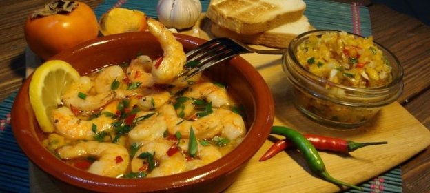 Чатни из хурмы с креветками пиль-пиль