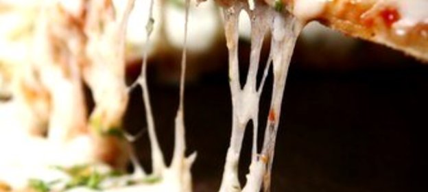 Пицца с фетой и базиликом