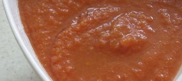 Булочка с джемом или повидлом