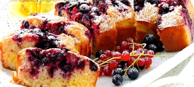 Кекс со смородиной