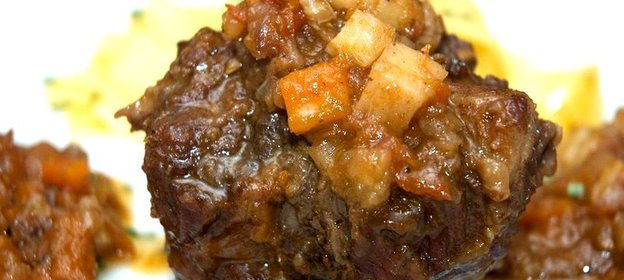 Тушеные Бычьи хвосты