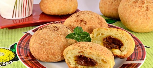 Творожные булочки со сгущенкой