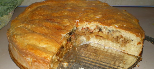 Пицца-пирог с шампиньонами