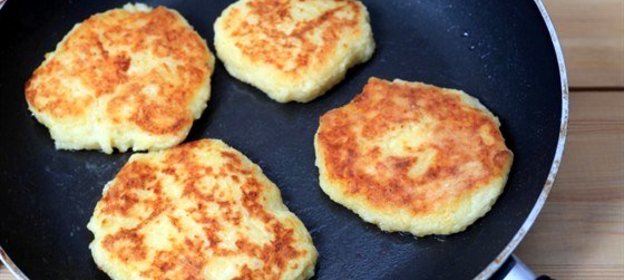 Картофельные оладьи с грюйером