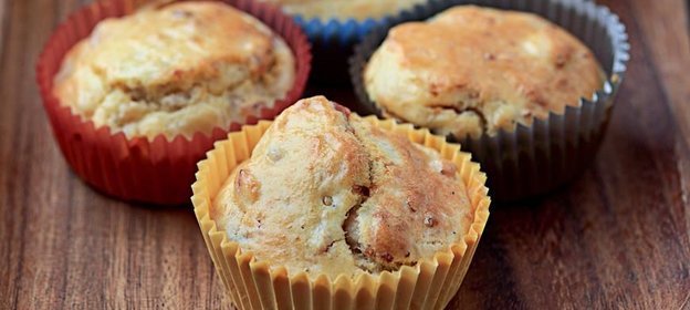 Маффины с цесаркой и беконом