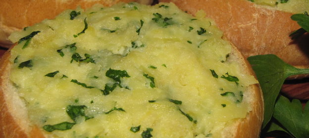 Картофельные булочки с брынзой