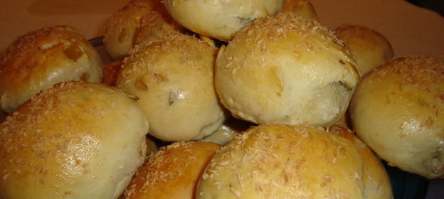 Булочки с тыквенными семечками и с цукатами