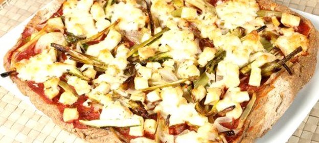 Пицца с тунцом и стручковой фасолью