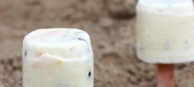 Манговый пломбир с фисташками