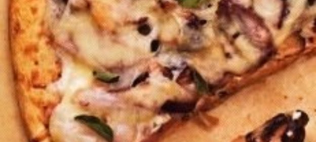 Пицца с грибами и шалотом