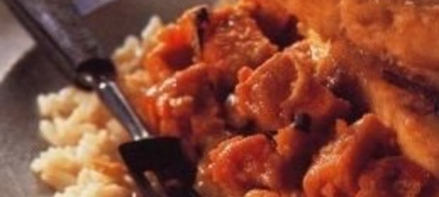 Красный соус с вишневой настойкой