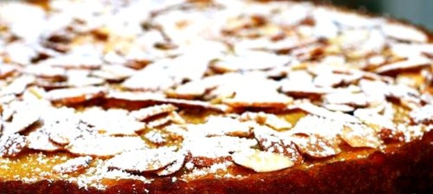 Миндальный кекс