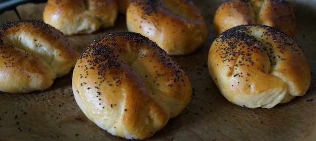 Масленые булочки к завтраку