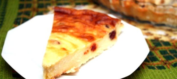 Творожная запеканка с черносливом