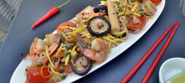 Рисовая лапша с креветками