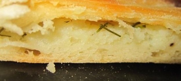 Салат яблочный с кукурузными палочками