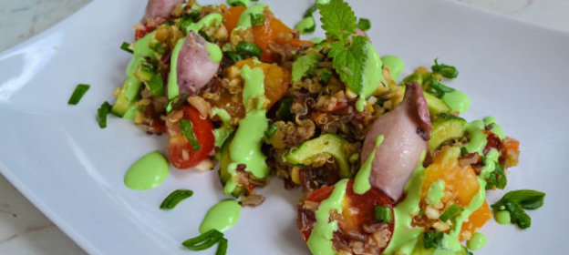 Салат овощной с морской капустой