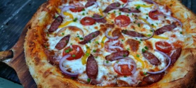 Булочки с ананасом, персиком