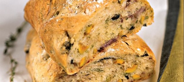 Итальянский хлеб с оливками
