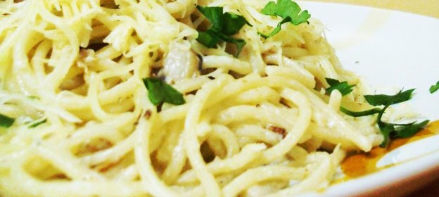 Спагеттикарбонарас шампиньонами