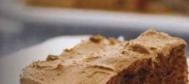 Шоколадный пирог с яблоками