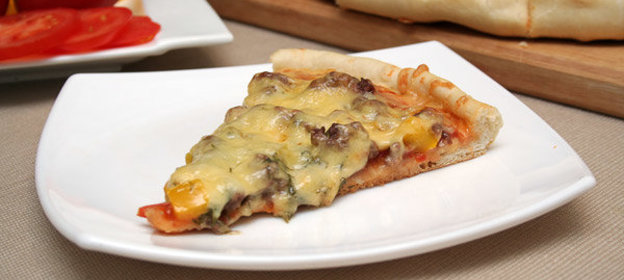 Пицца с фаршем «по-домашнему»