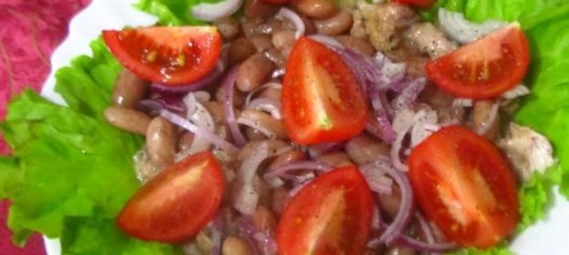 Пицца с морковью, фасолью и шампиньонами