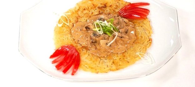 Драник с грибным соусом