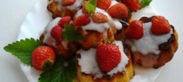 Манные кексики под сахарной глазурью