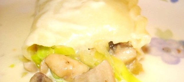 Вареники с капустой и грибами