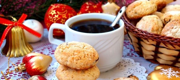 Печенье с изюмом и вяленой клюквой