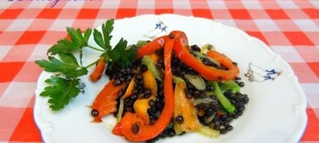 Салат из жареных овощей с Белугой