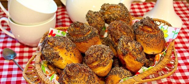 Булочки с корицей из дрожжевого теста