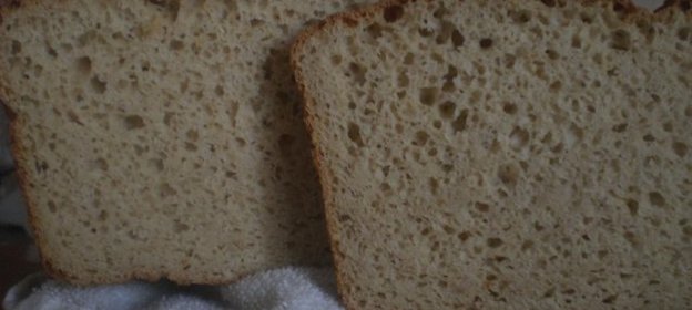 Очень вкусный хлеб из коричневого риса без содержания глютена( клейковины)