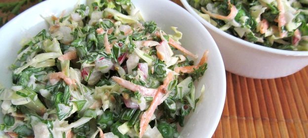 Салат из моркови и капусты