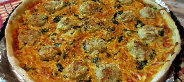 Пицца по‑студенчески с пельменями