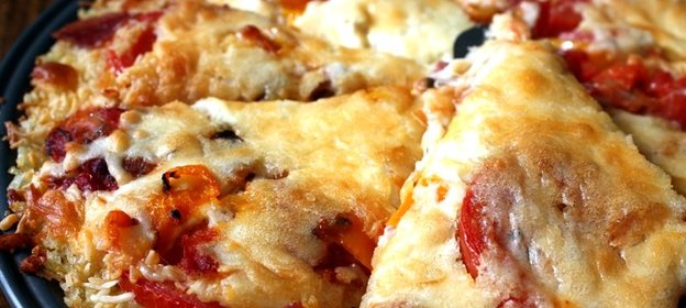 Пицца с рисом и козьим сыром