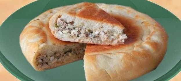 Рыбный пирог в мультиварке