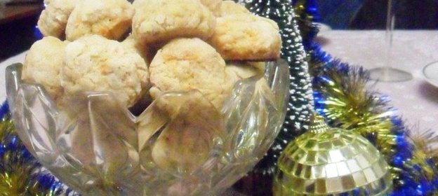 Морковно-ореховое печенье с трещинками