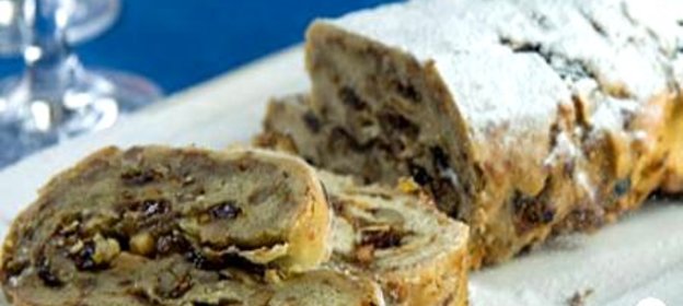 Рождественский штоллен